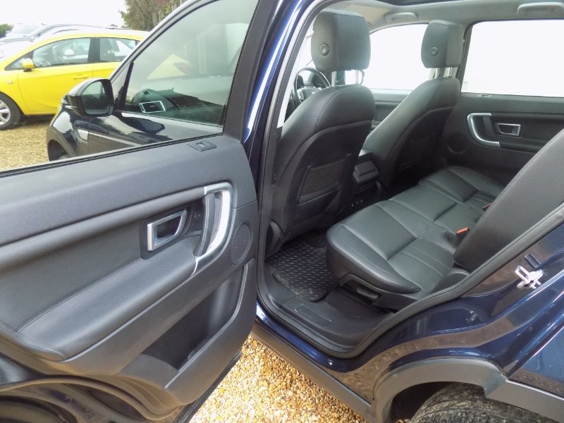 Used Land Rover Discovery Sport 2015 for sale - 78039558: Photo 29