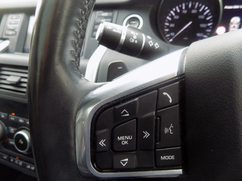 Used Land Rover Discovery Sport 2015 for sale - 78039558: Photo 36