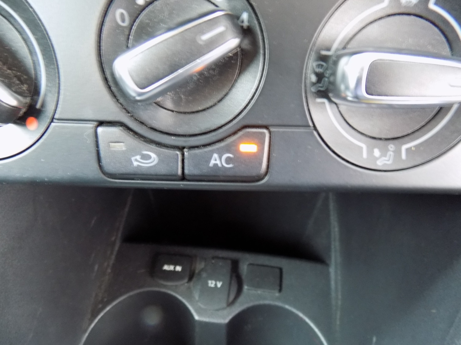 Used Volkswagen Polo 2013 for sale - 76829659: Photo 25