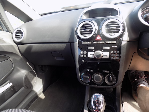 Used Vauxhall Corsa 2008 for sale - 76242818: Photo 26