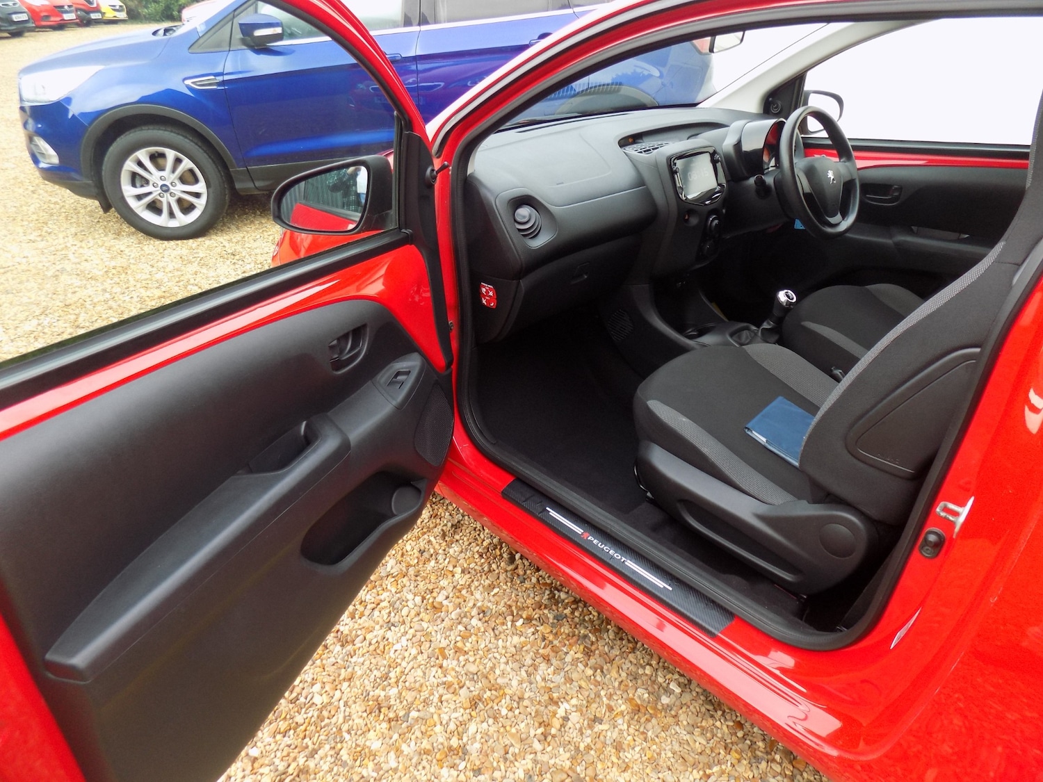 Used Peugeot 108 2016 for sale - 77677470: Photo 15