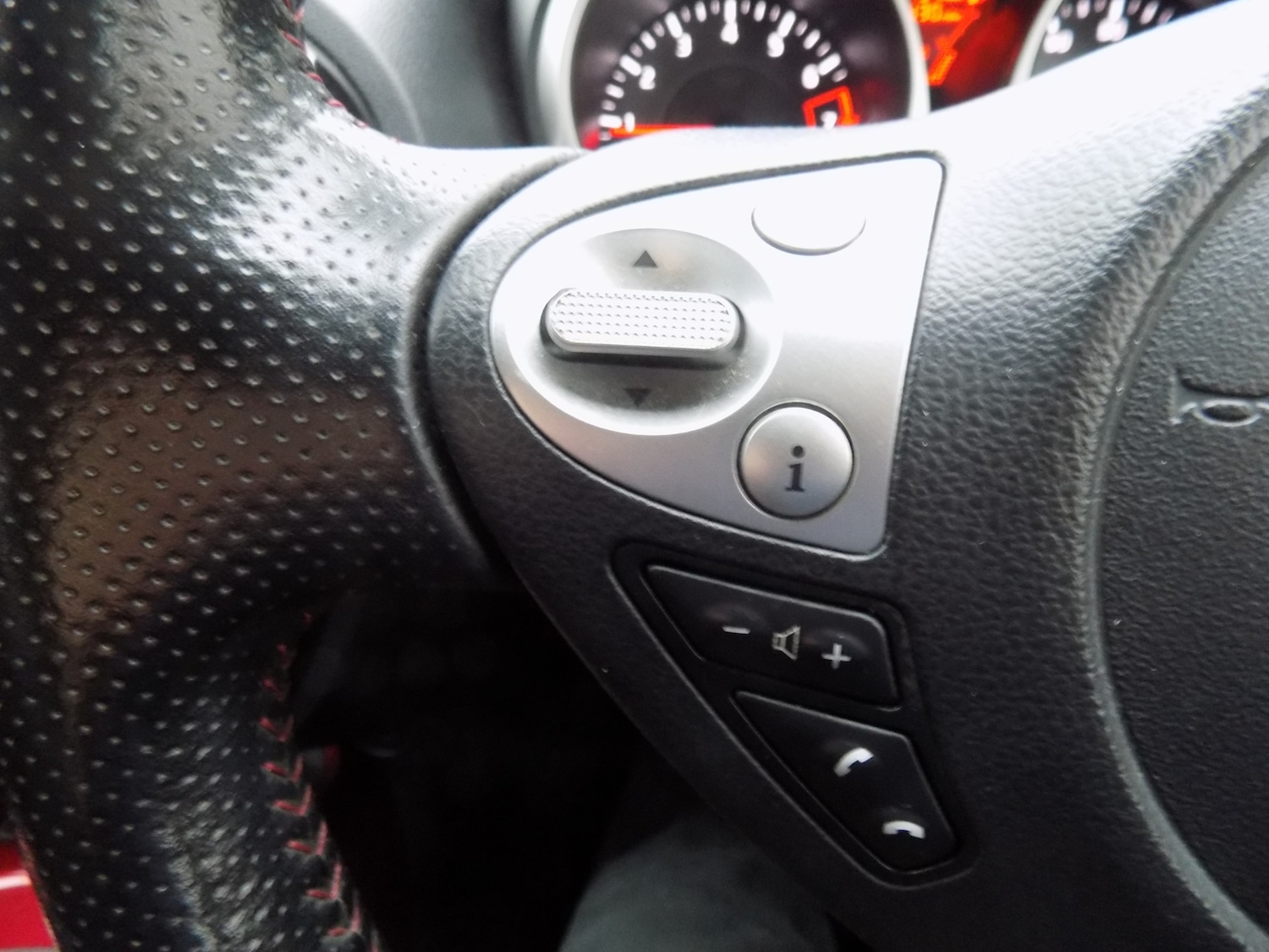 Used Nissan Juke 2017 for sale - 77094346: Photo 32