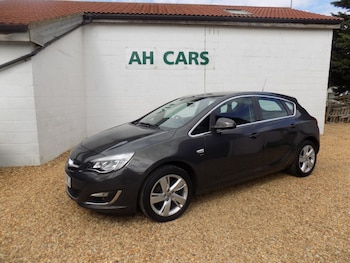Used Vauxhall Astra 2015 for sale - 79606678: Photo