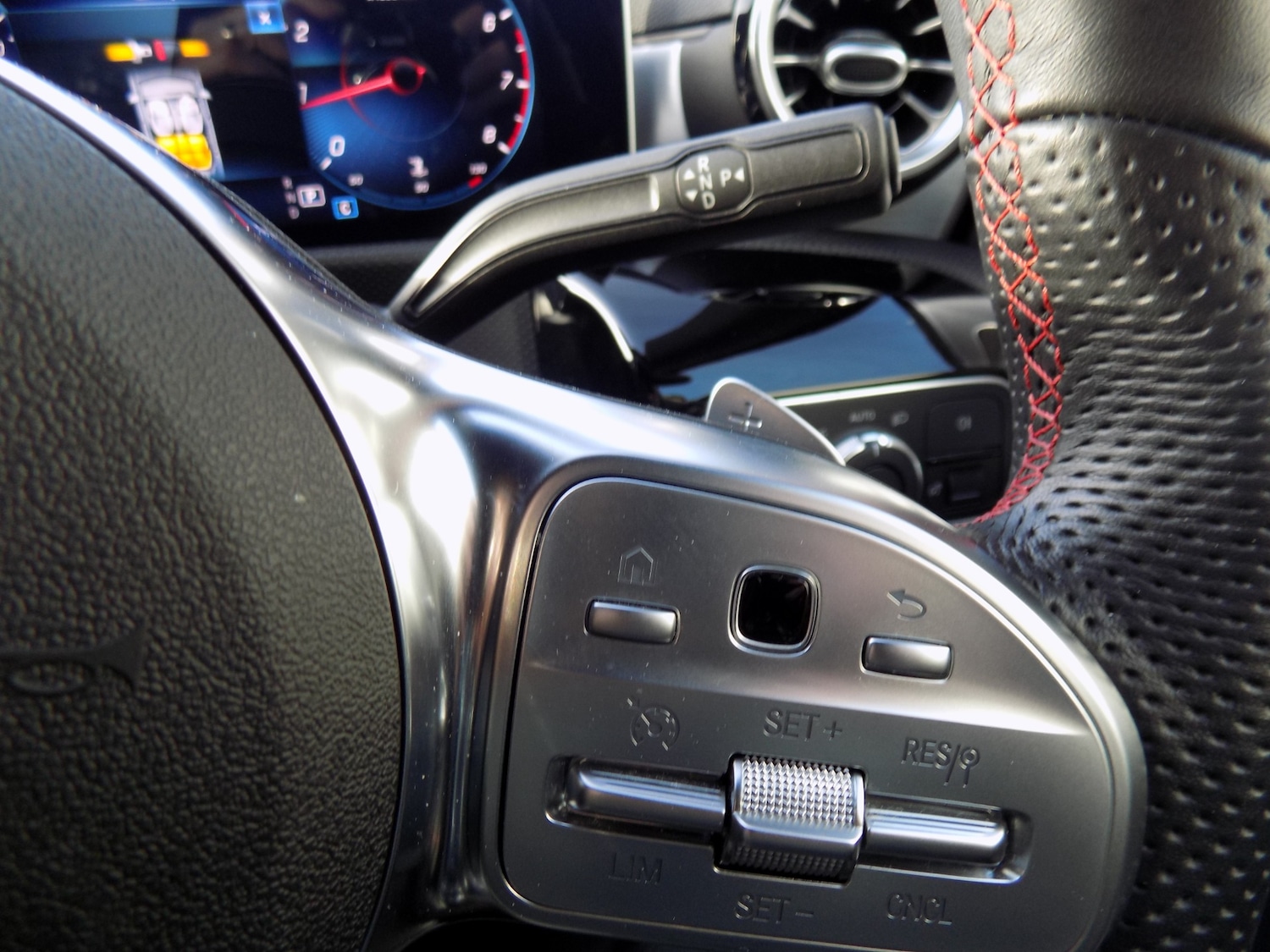 Used Mercedes-Benz A-Class 2019 for sale - 76638046: Photo 33