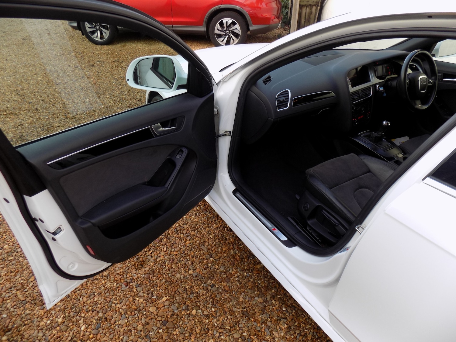 Used Audi A4 2009 for sale - 76830335: Photo 16