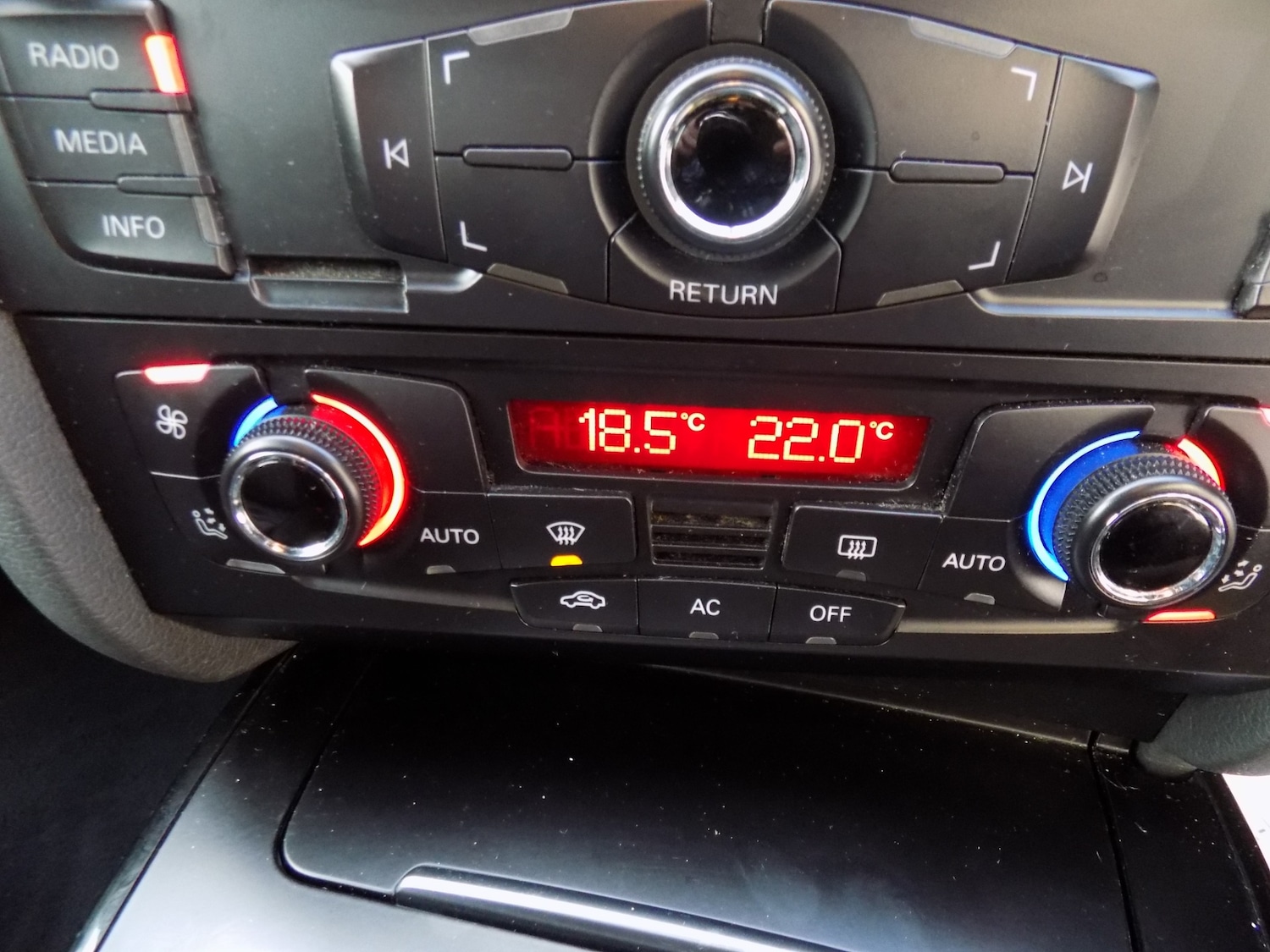 Used Audi A4 2009 for sale - 76830335: Photo 28