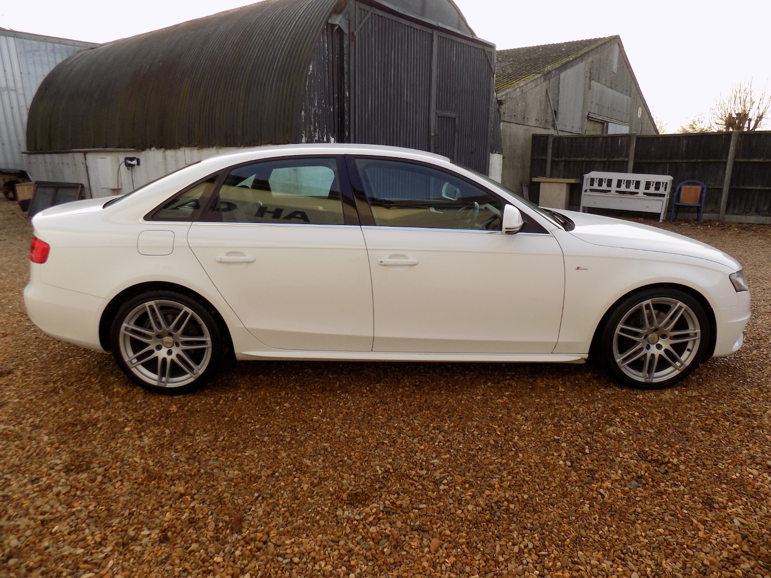 Used Audi A4 2009 for sale - 76830335: Photo 5