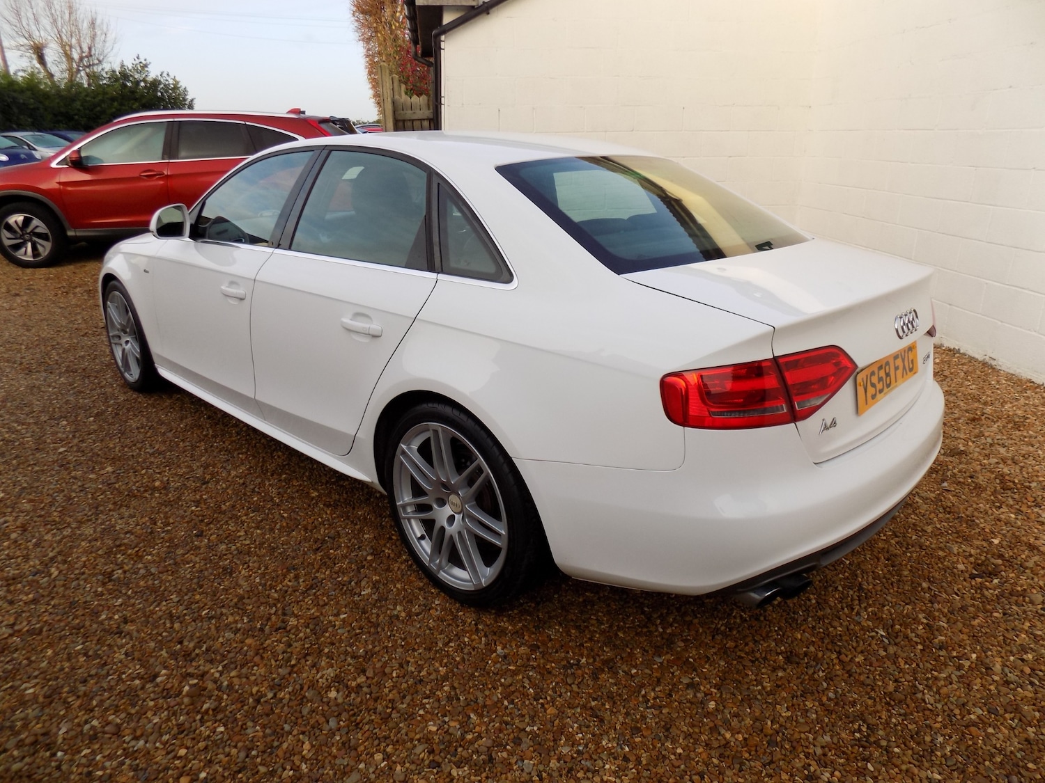 Used Audi A4 2009 for sale - 76830335: Photo 8