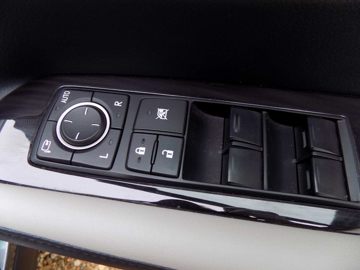 Used Lexus RX 2012 for sale - 77763161: Photo 31