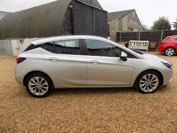 Used Vauxhall Astra 2017 for sale - 75618313: Photo