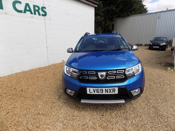 Used Dacia Sandero Stepway 2019 for sale - 79393713: Photo