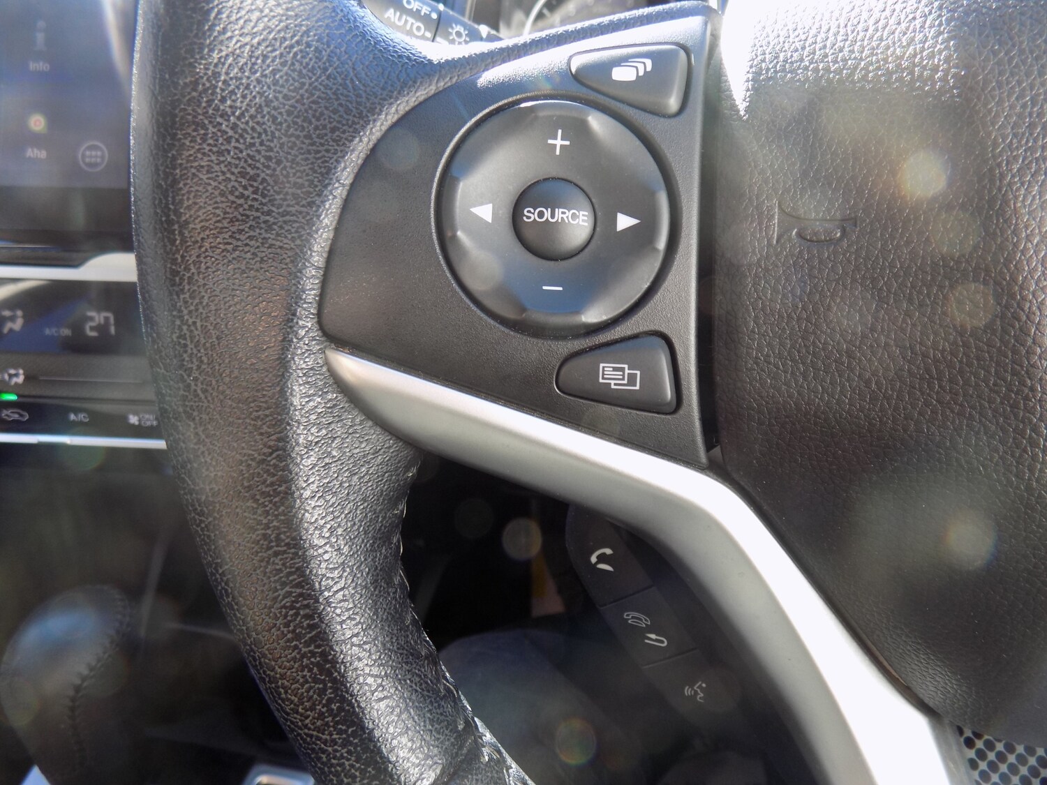 Used Honda Jazz 2018 for sale - 76192585: Photo 41