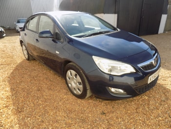 Used Vauxhall Astra 2010 for sale - 79527479: Photo