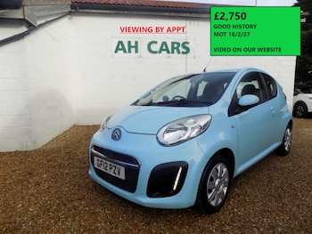 2012 (12) - 1.0i VTR 3dr