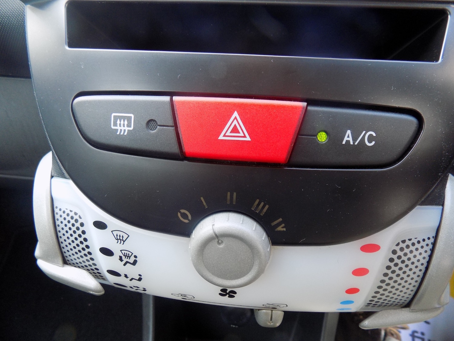 Used Citroen C1 2012 for sale - 77639347: Photo 26