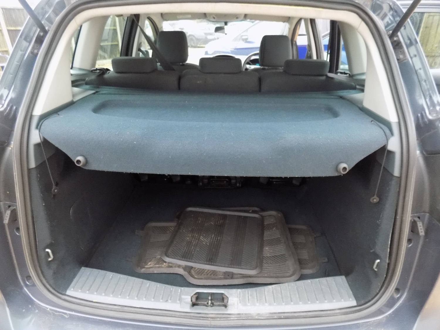 Used Ford C-Max 2011 for sale - 77662104: Photo 12