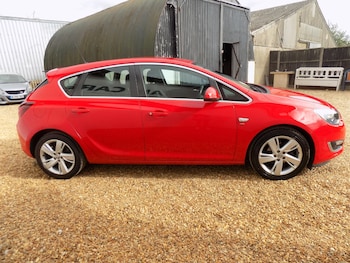 Used Vauxhall Astra 2015 for sale - 75618870: Photo