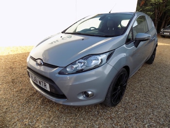Used Ford Fiesta 2011 for sale - 76088992: Photo
