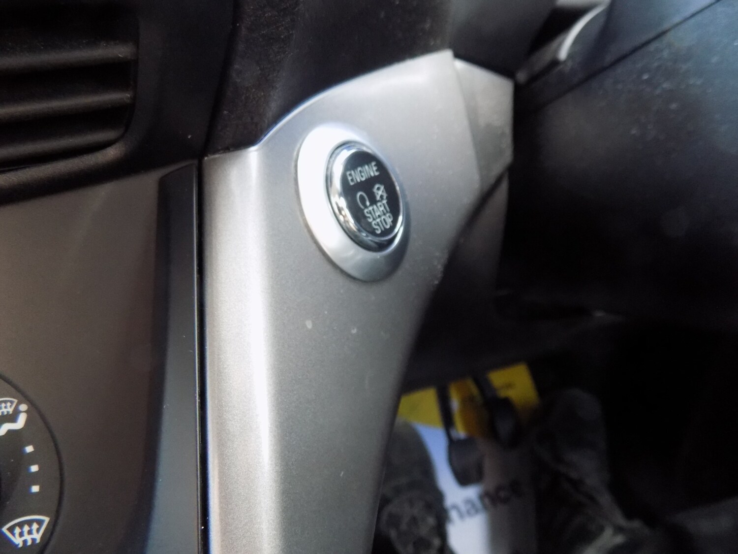 Used Ford Kuga 2016 for sale - 77900838: Photo 32