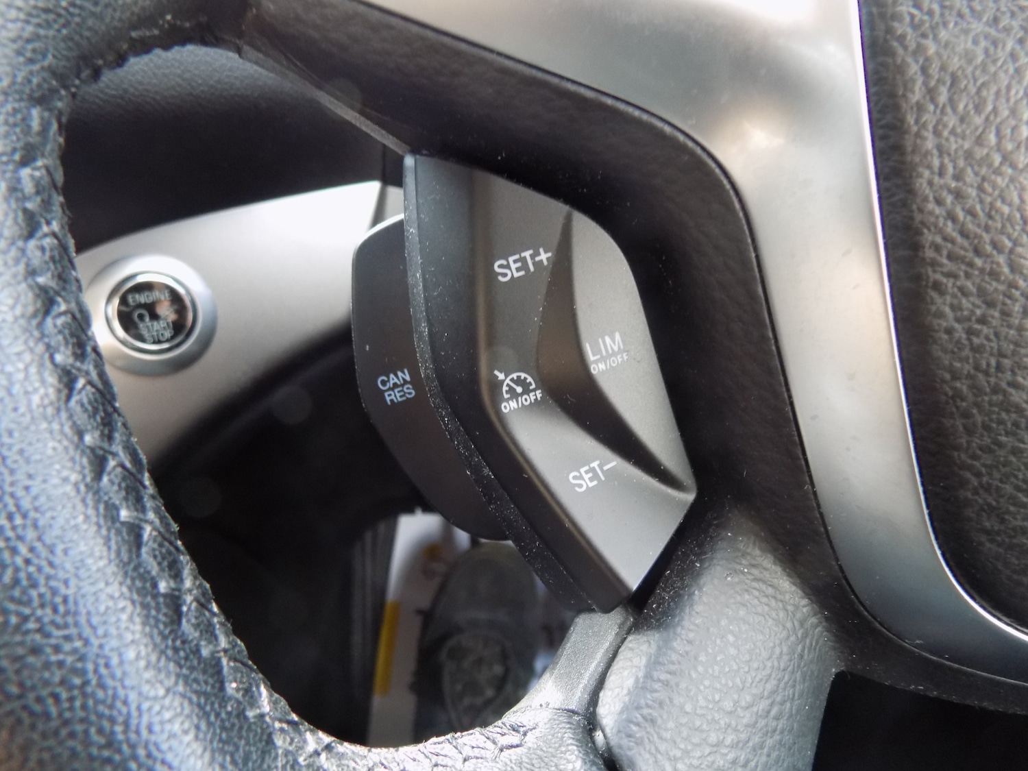 Used Ford Kuga 2016 for sale - 77900838: Photo 37