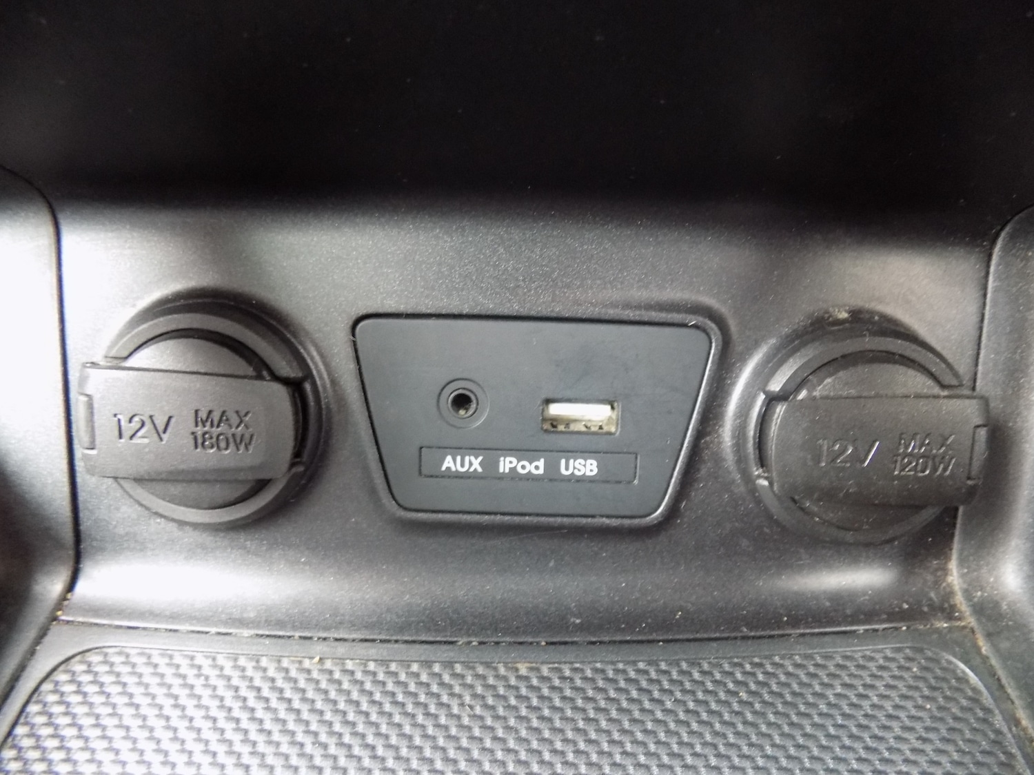 Used Hyundai Ix35 2015 for sale - 78210341: Photo 46