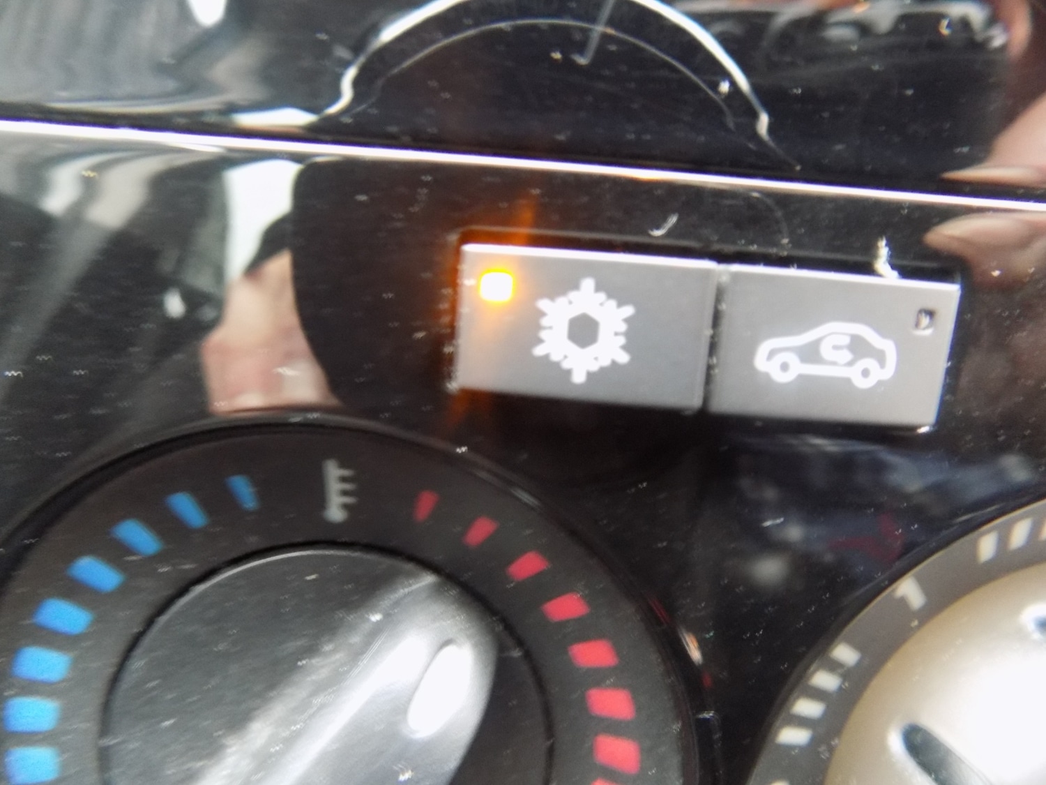 Used Vauxhall Corsa 2013 for sale - 77392298: Photo 29