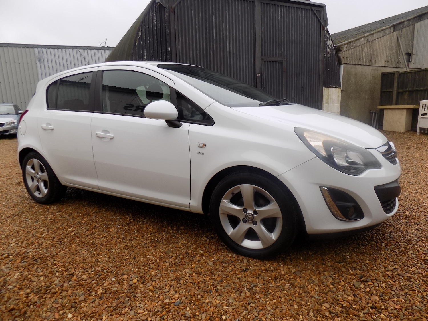 Used Vauxhall Corsa 2013 for sale - 77392298: Photo 4