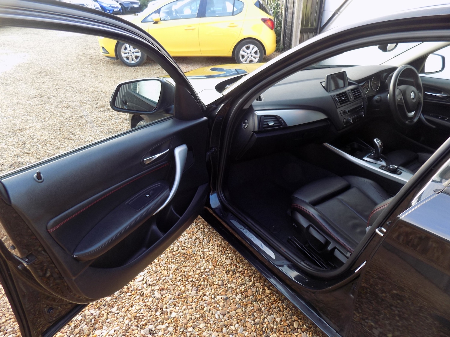 Used BMW 1 Series 2011 for sale - 77240390: Photo 12