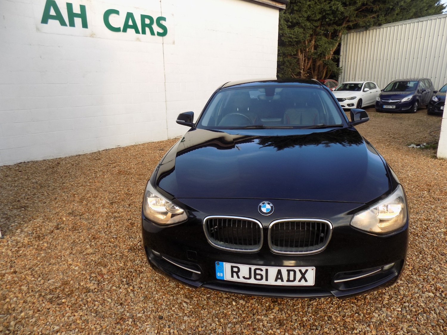Used BMW 1 Series 2011 for sale - 77240390: Photo 2