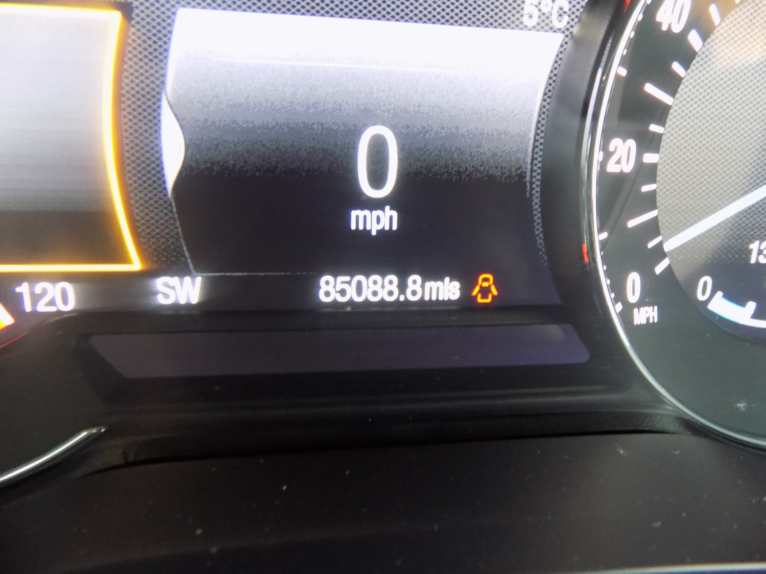 Used Ford Mondeo 2017 for sale - 77445757: Photo 32