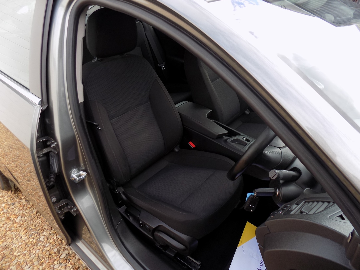 Used Vauxhall Insignia 2017 for sale - 76219271: Photo 19