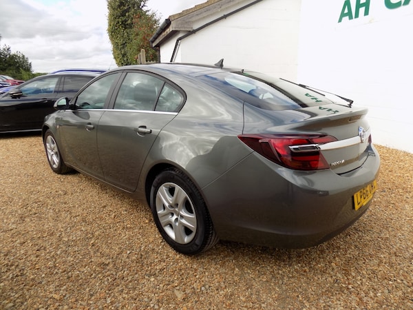 Used Vauxhall Insignia 2017 for sale - 76219271: Photo 7