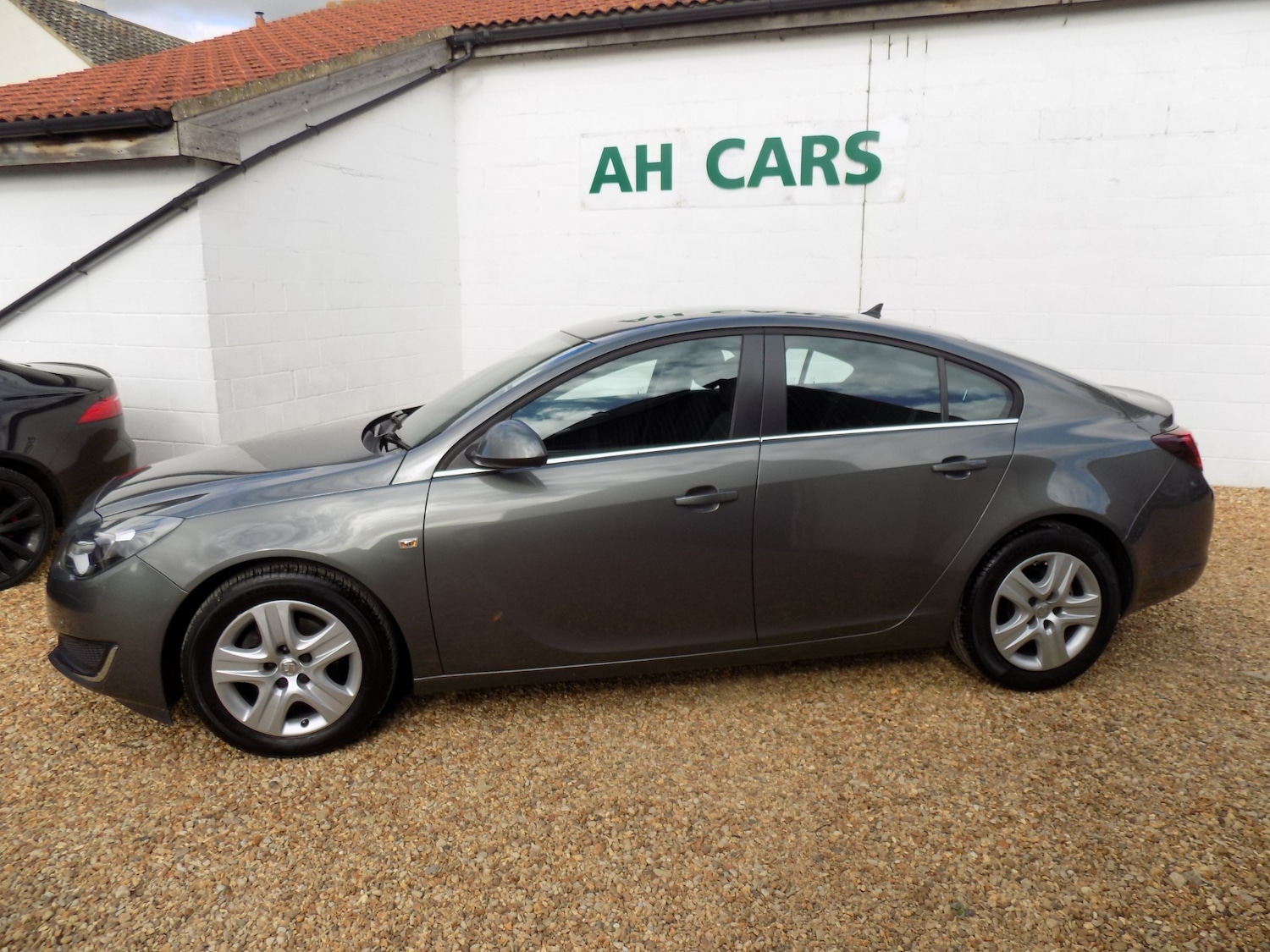 Used Vauxhall Insignia 2017 for sale - 76219271: Photo 8
