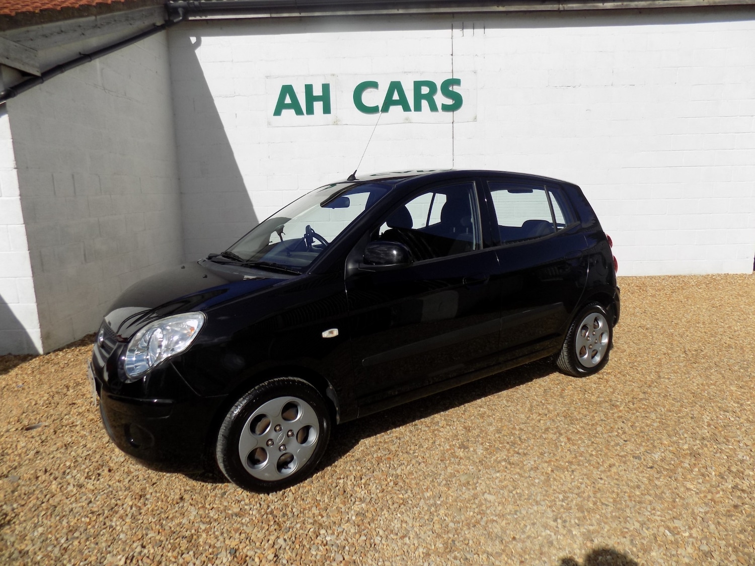 Used Kia Picanto 2010 for sale - 78131461: Photo 2