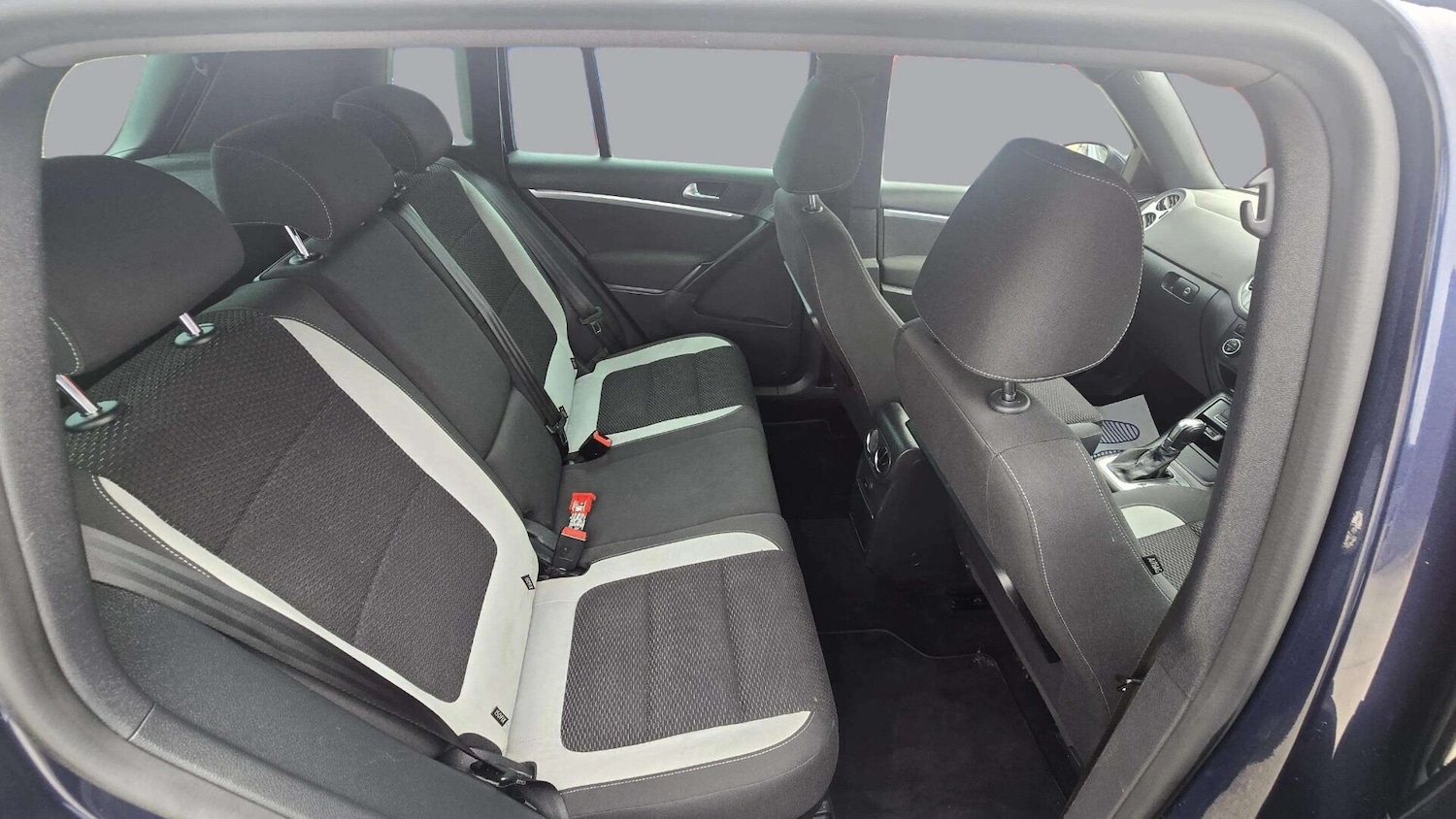 Used Volkswagen Tiguan 2015 for sale - 76075819: Photo 12