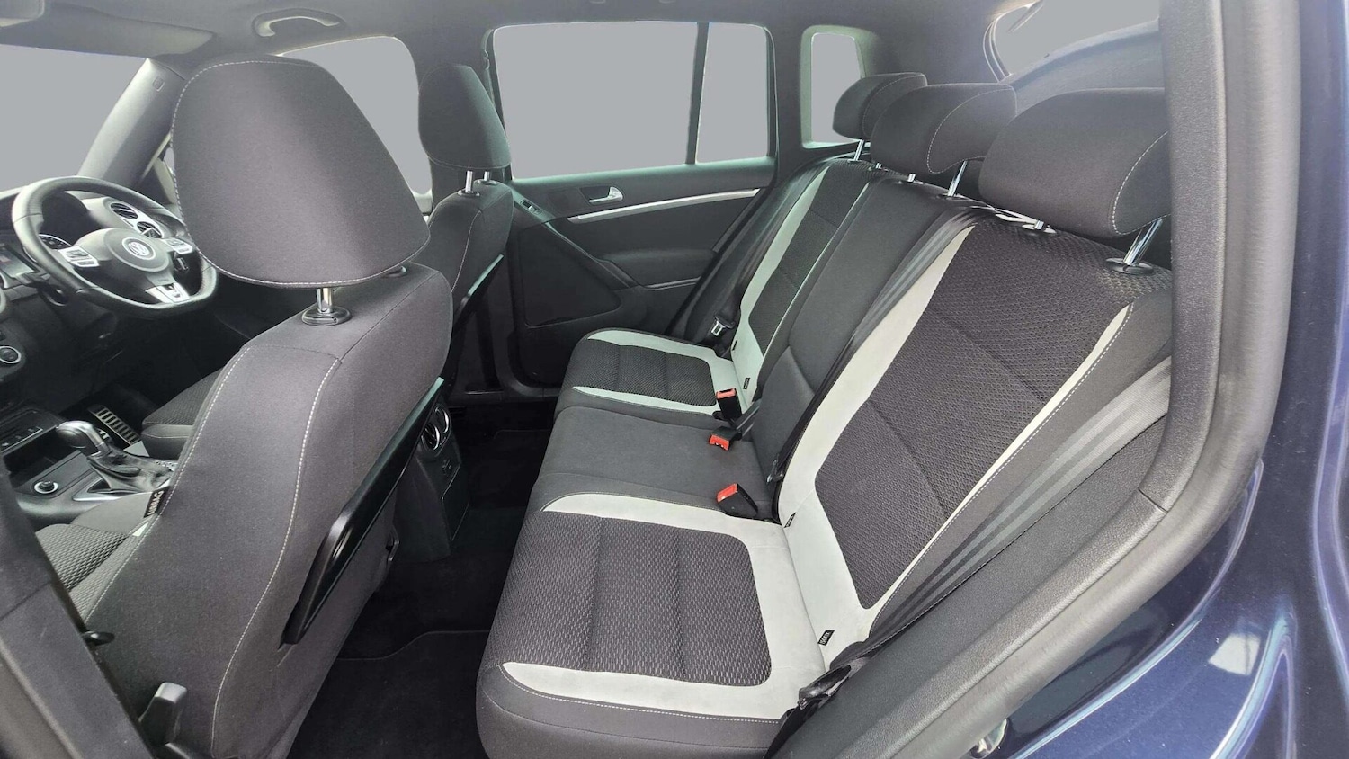 Used Volkswagen Tiguan 2015 for sale - 76075819: Photo 14