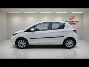 Used Toyota Yaris 2012 for sale - 74162830: Photo