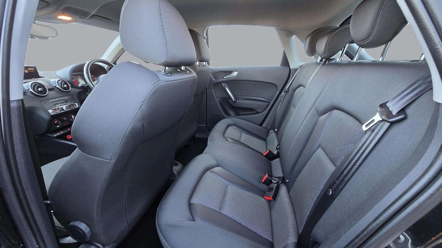 Used Audi A1 2015 for sale - 77037174: Photo 13