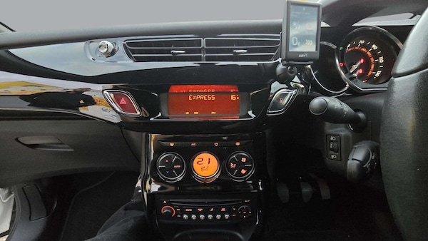 Used Citroen DS3 2013 for sale - 76231414: Photo 15