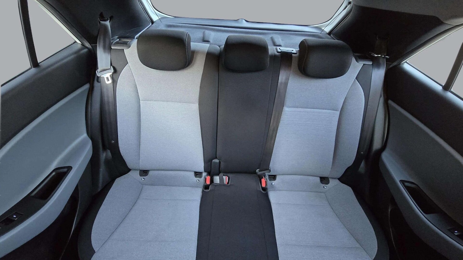 Used Hyundai i20 2016 for sale - 77798118: Photo 11