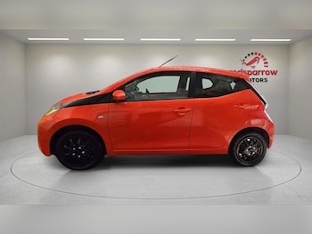 Used Toyota Aygo X 2015 for sale - 75536119: Photo