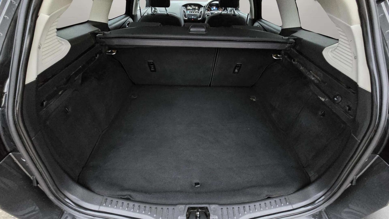 Used Ford Focus 2017 for sale - 78027303: Photo 16