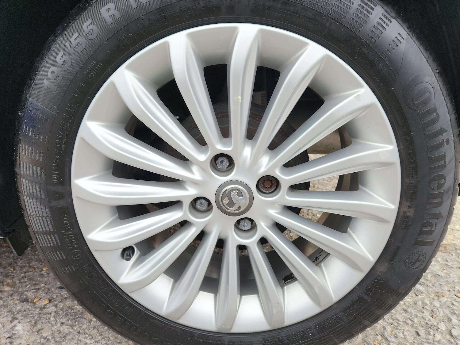 Used Vauxhall ADAM 2014 for sale - 76076181: Photo 17