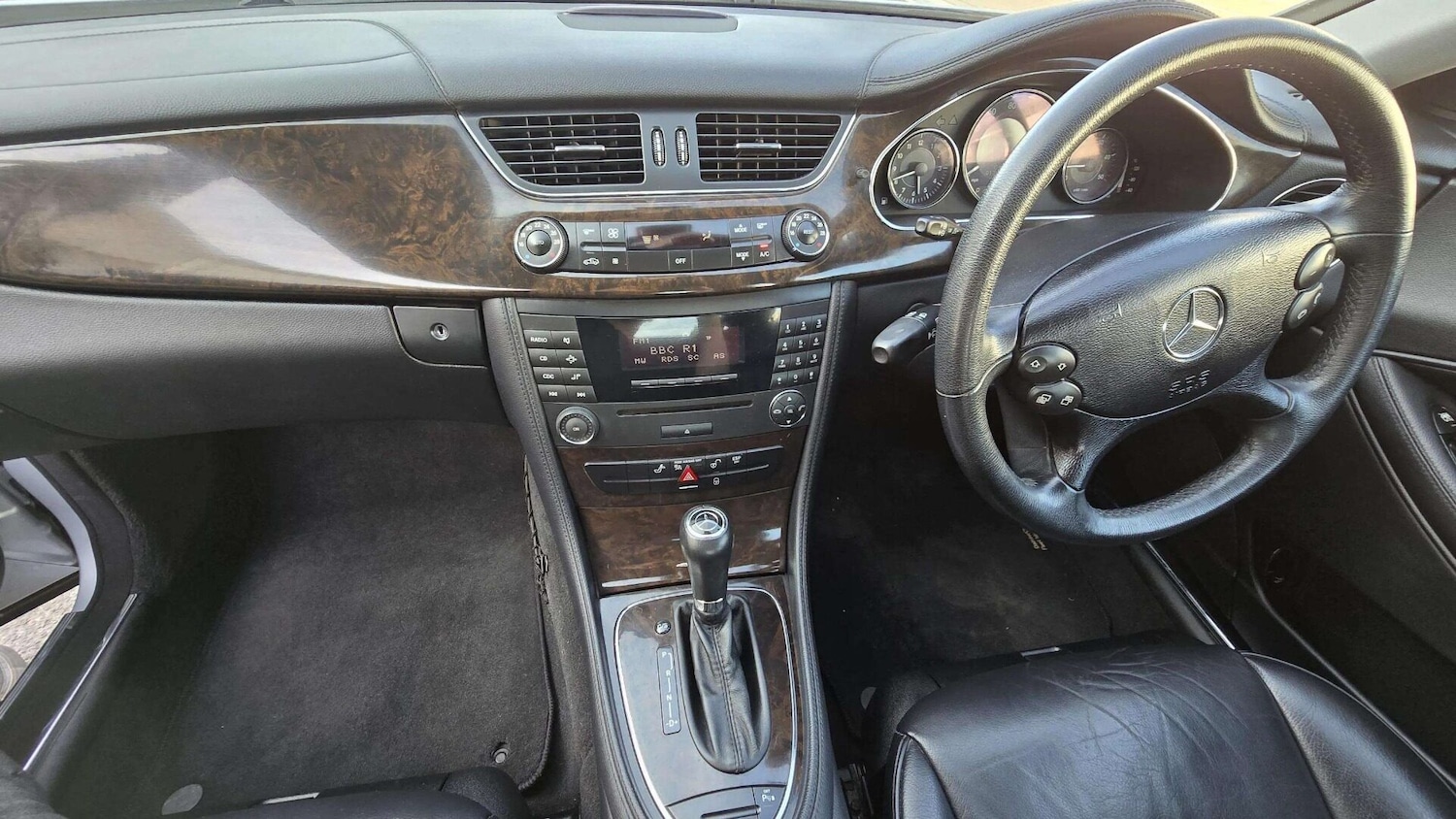 Used Mercedes-Benz CLS 2007 for sale - 76076180: Photo 12