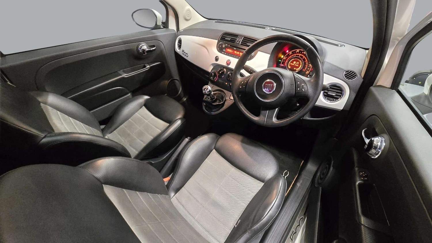 Used Fiat 500 2010 for sale - 77100788: Photo 9