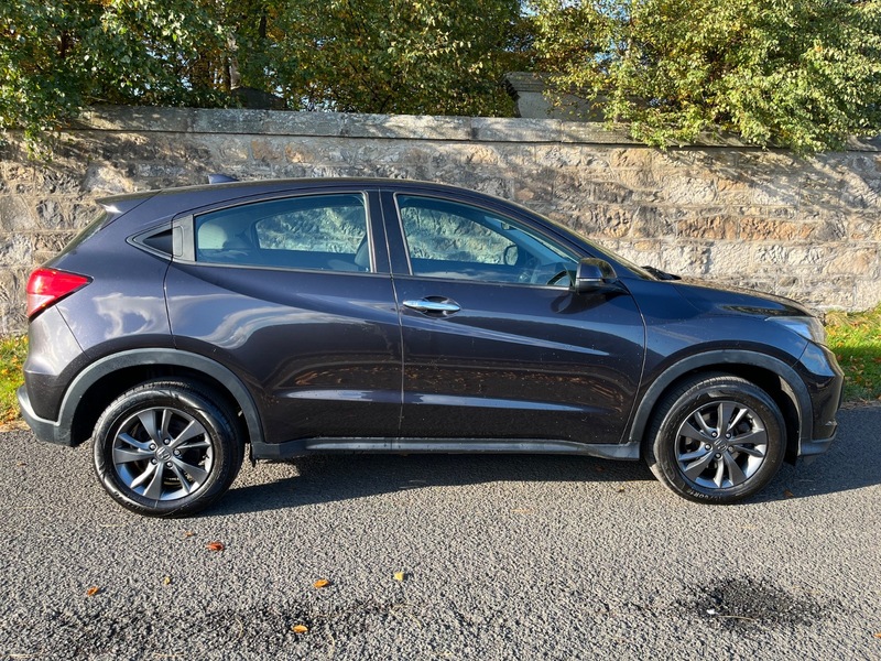 Used Honda HR-V 2019 for sale - 76376404: Photo 2
