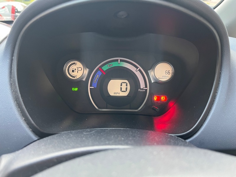 Used Peugeot iOn 2014 for sale - 76470716: Photo 11