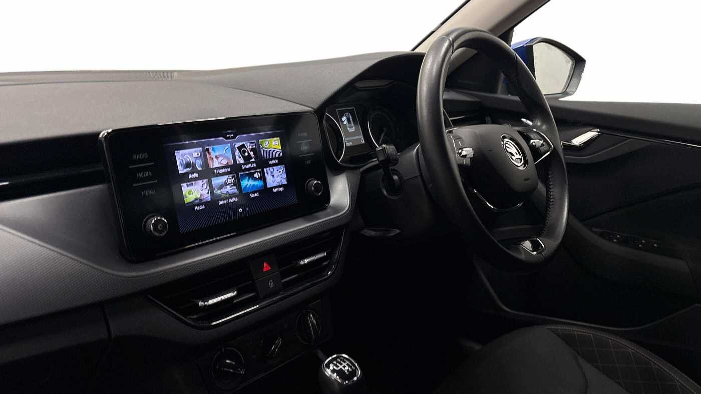 Used Skoda Kamiq 2022 for sale - 77552077: Photo 2