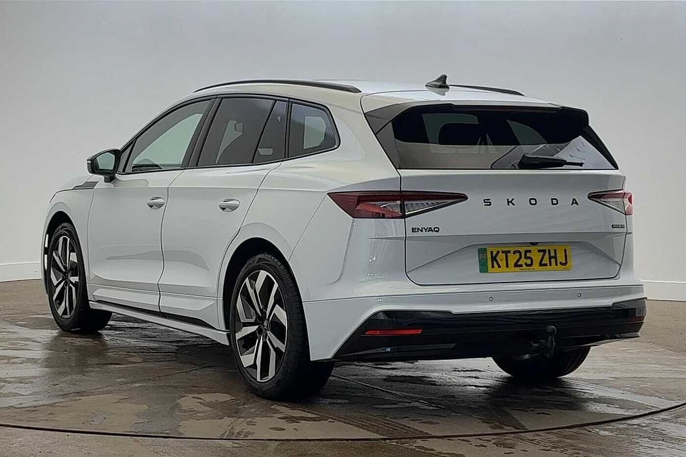 Used Skoda Enyaq 2025 for sale - 76805082: Photo 3