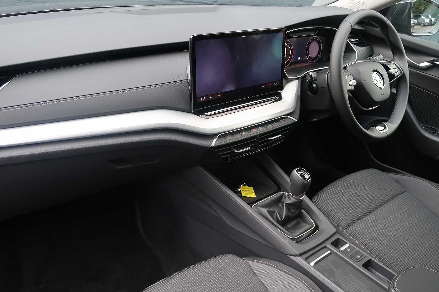 Used Skoda Octavia 2024 for sale - 76676739: Photo 2